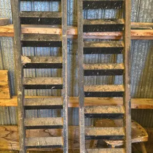 2 METAL TRAILER RAMPS