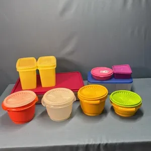 TUPPERWARE LOT