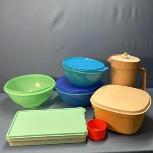 TUPPERWARE LOT