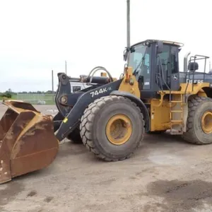 2018 John Deere 744K II Wheel Loader 1DW744KXPHD67