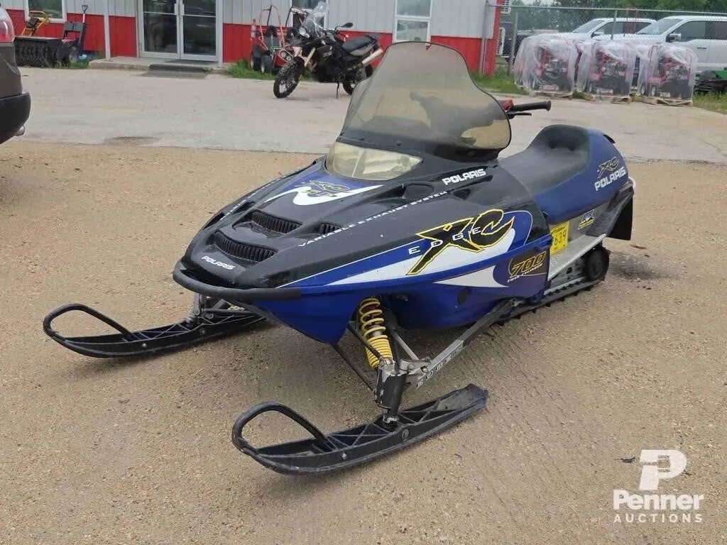2003 Polaris XC 700 Snowmobile