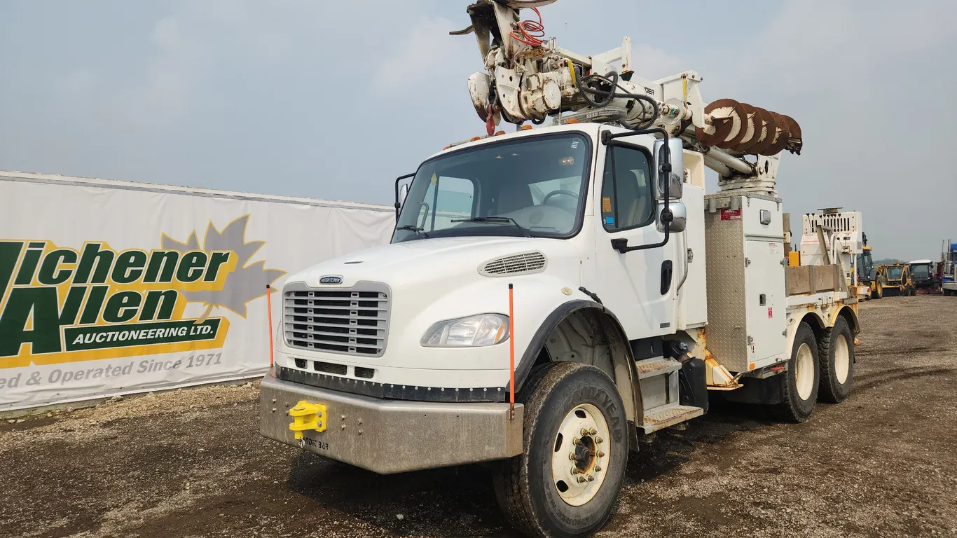 2012 Freightliner M2 106 T/A Digger Derrick Truck