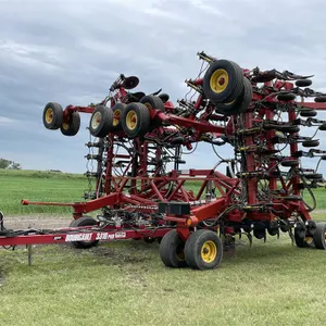 2008 BOURGAULT 3310PHD Air Drill, 48 FT., 10” Spacing, 41,961 Total Acres