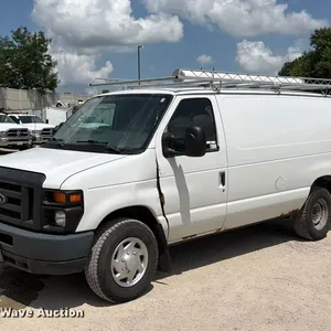 2014 Ford E250 van