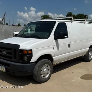 2013 Ford E250 van