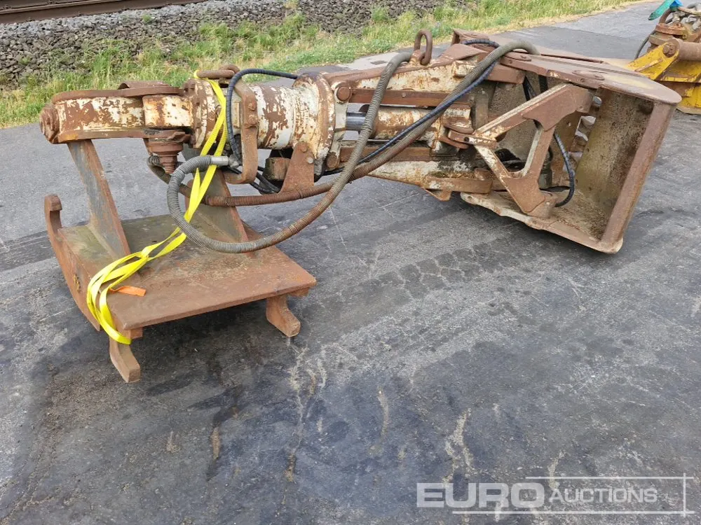 27" Hydraulic Rotating Clamshell Bucket