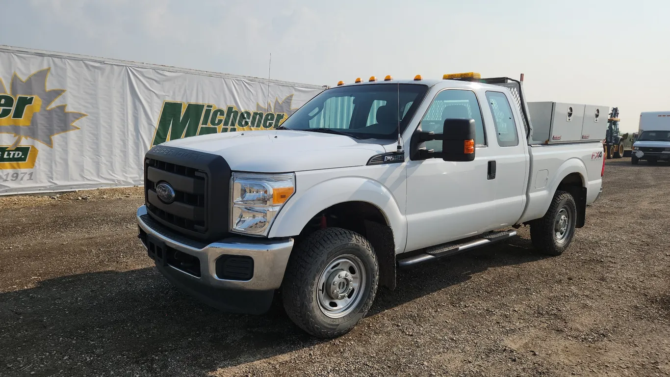 2015 Ford F-250 Super Duty XL 4dr SuperCab 6.8 ft. SB 4x4