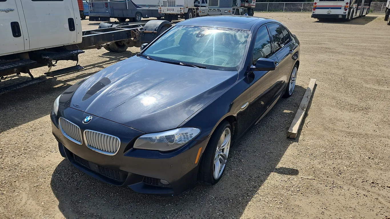 Non-Operable 2013 BMW 550I Sedan