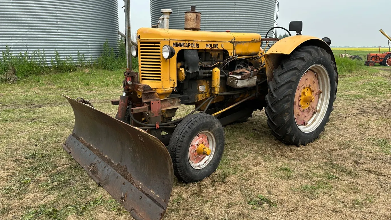 Minneapolis-Moline Model U 2WD Tractor