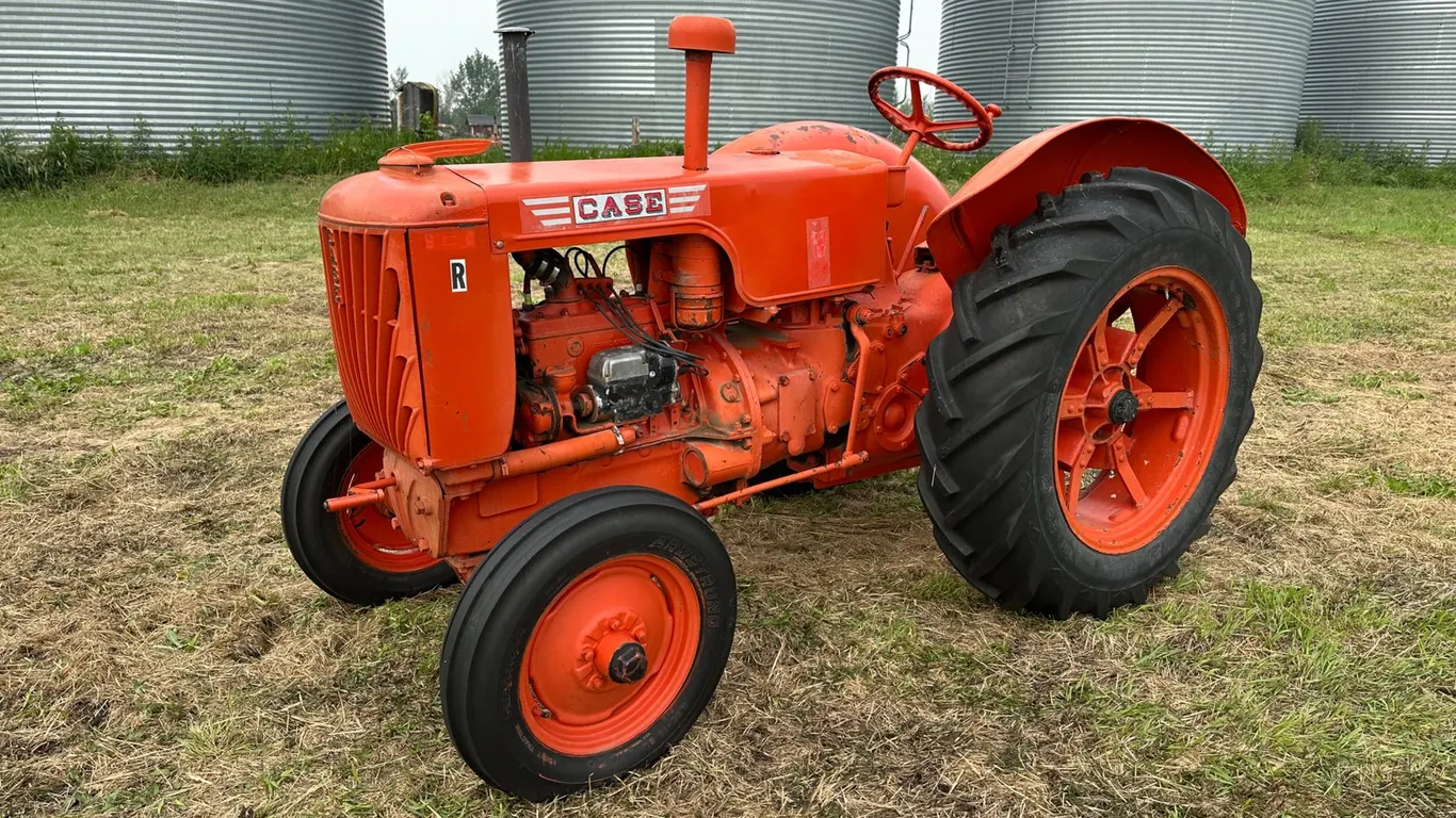 1940 Case R 2WD Tractor