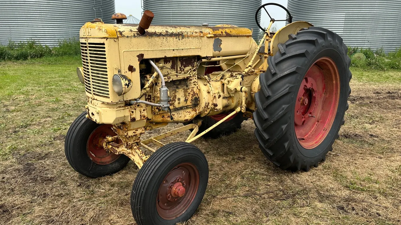 Minneapolis-Moline Model Z 2WD Tractor