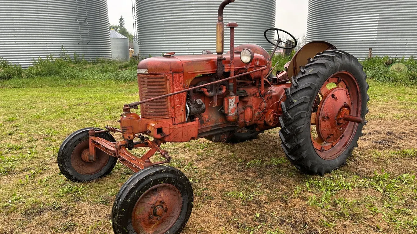 Case SC 2WD Tractor