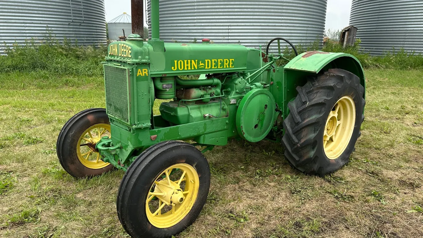 John Deere Model AR 2WD Tractor