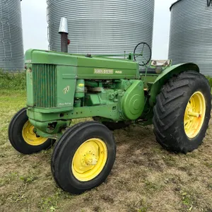 1956+/- John Deere Model 70 2WD Tractor (Not Seized)