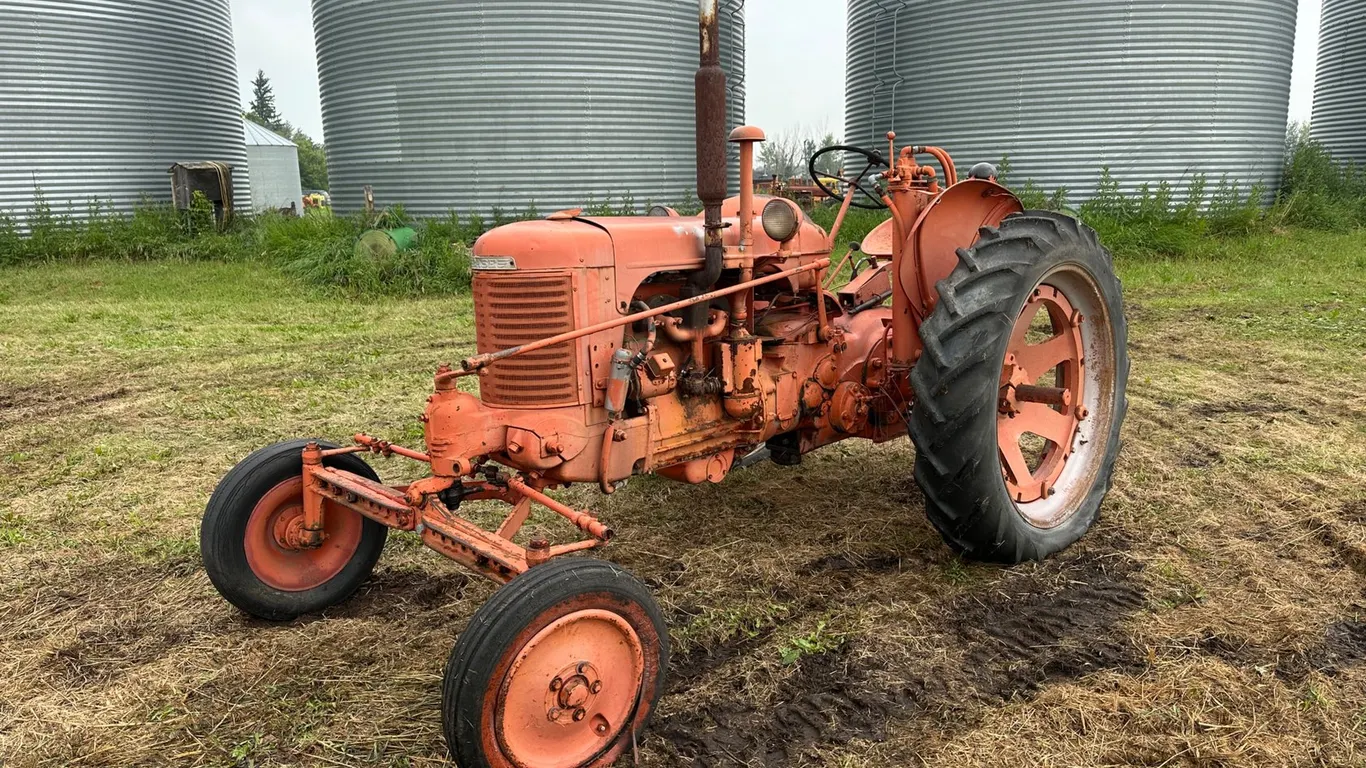 Case SC 2WD Tractor