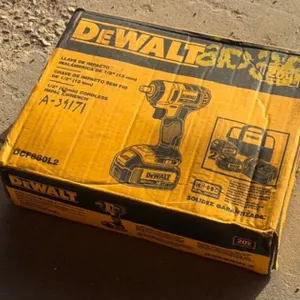 DEWALT 1/2IN CORDLESS IMPACT WRENCH