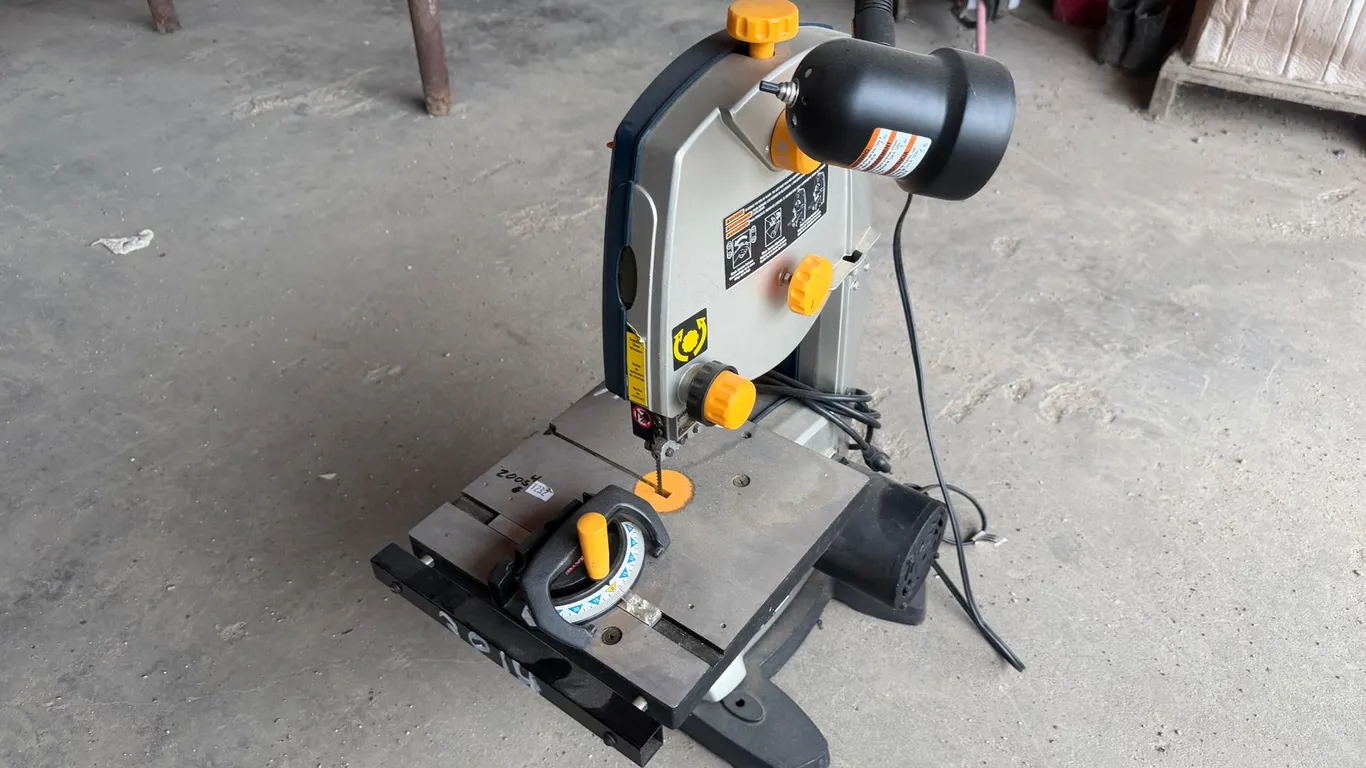 RYOBI BAND SAW