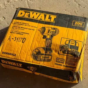 DEWALT 1/2IN CORDLESS IMPACT WRENCH