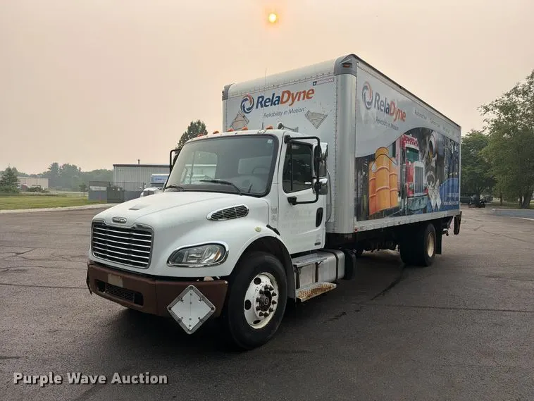 2012 Freightliner Business Class M2 box truck