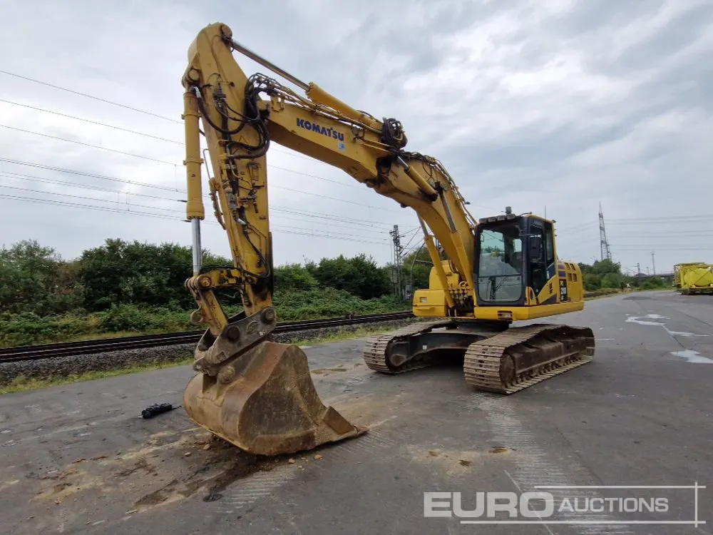 2015 Komatsu PC210LC-10
