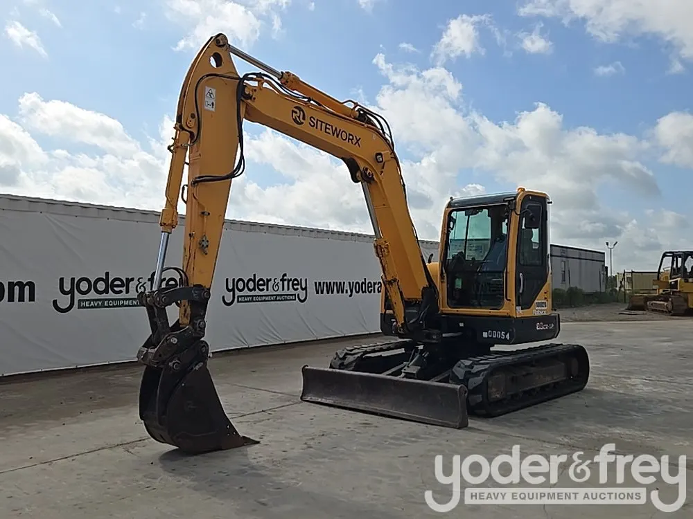 2015 Hyundai 80CR-9A
