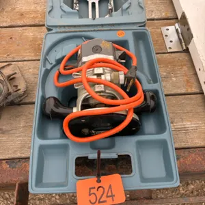 Hand router