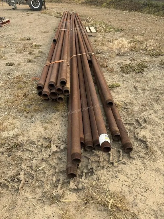 Assortment of Approx 2 7/8 Inch x 32 Ft Pipe