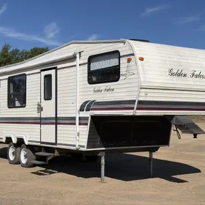 1996 Golden Falcon Travel Trailer - 25 Ft