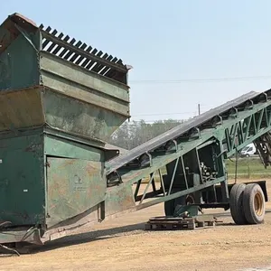 1976 CEC Mobile Screening Plant
