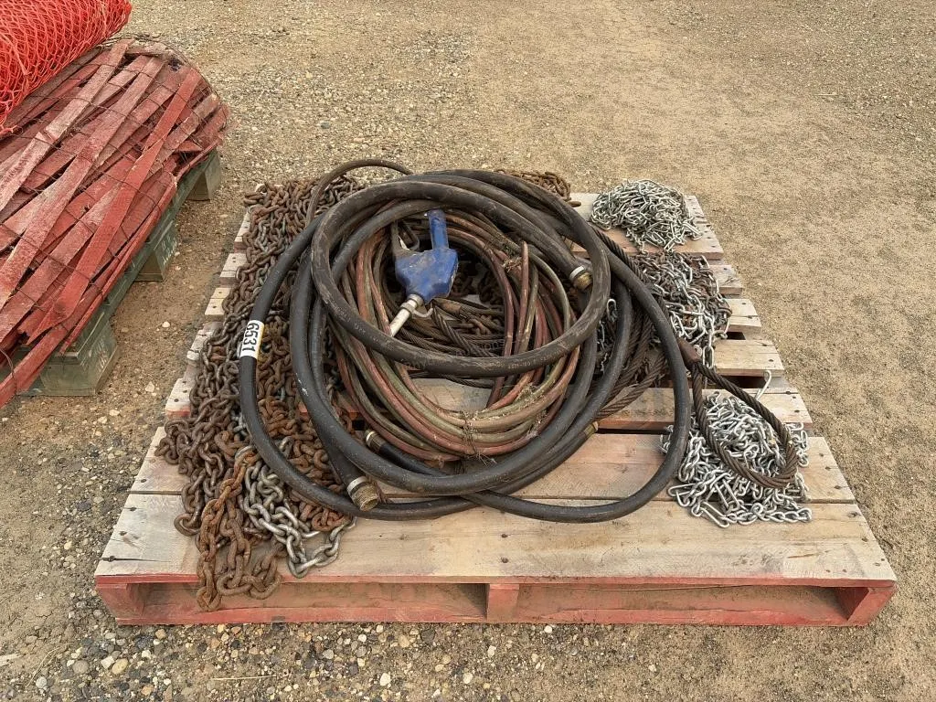Pallet of Tow Chains & Pickup Tire Chains