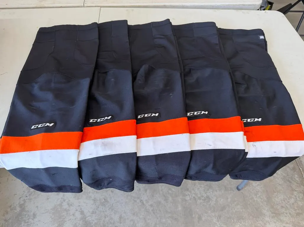 (5) Reebok Hockey Socks (Size L)
