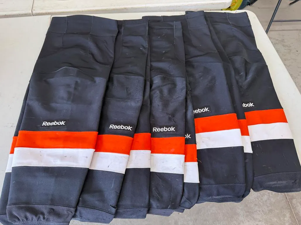 (5) Reebok Hockey Socks (Size L)