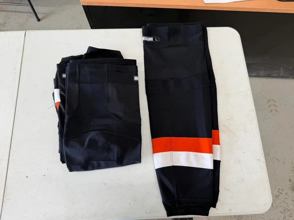 (5) CCM Hockey Socks (Size L)