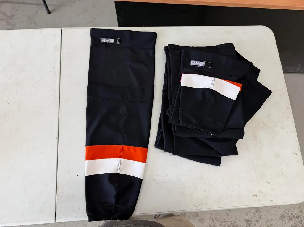 (5) CCM Hockey Socks (Size L)