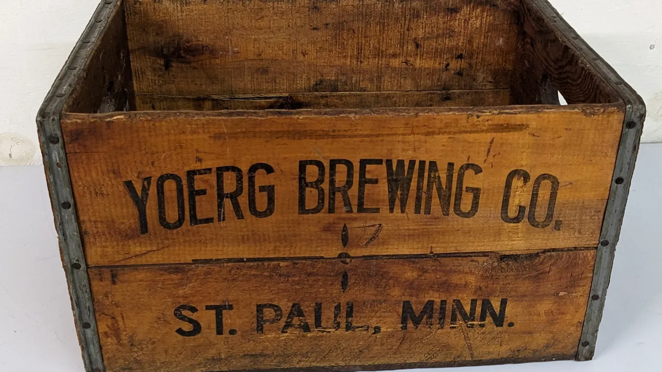 WOOD BEER CASE CRATE YOERG BREWING ST PAUL MINNESOTA