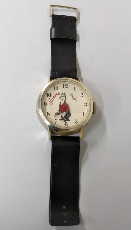 HAMMS BEER BEAR WRISTWATCH CLOCK SIGN