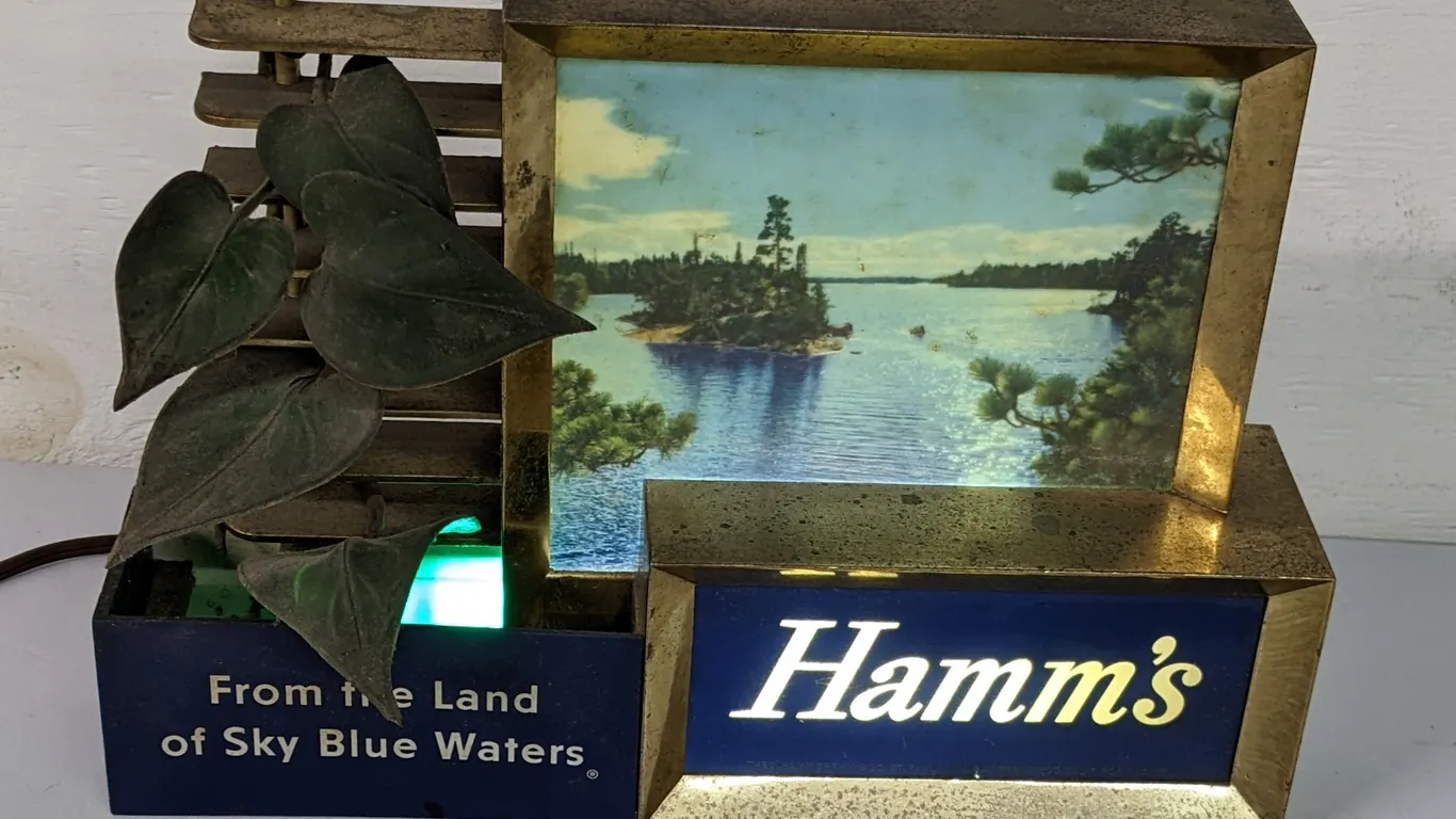 HAMMS BEER LIGHTED CASH REGISTER SIGN