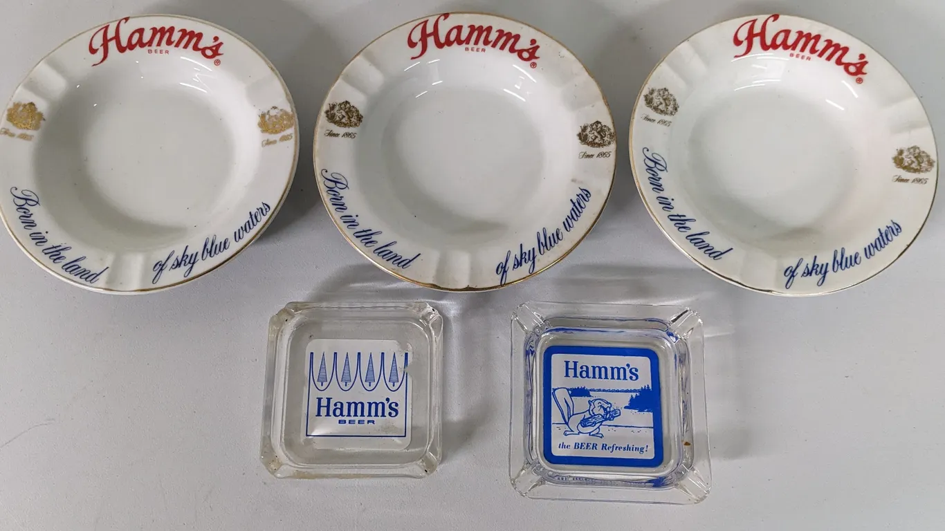 5 HAMMS BEER ASHTRAYS