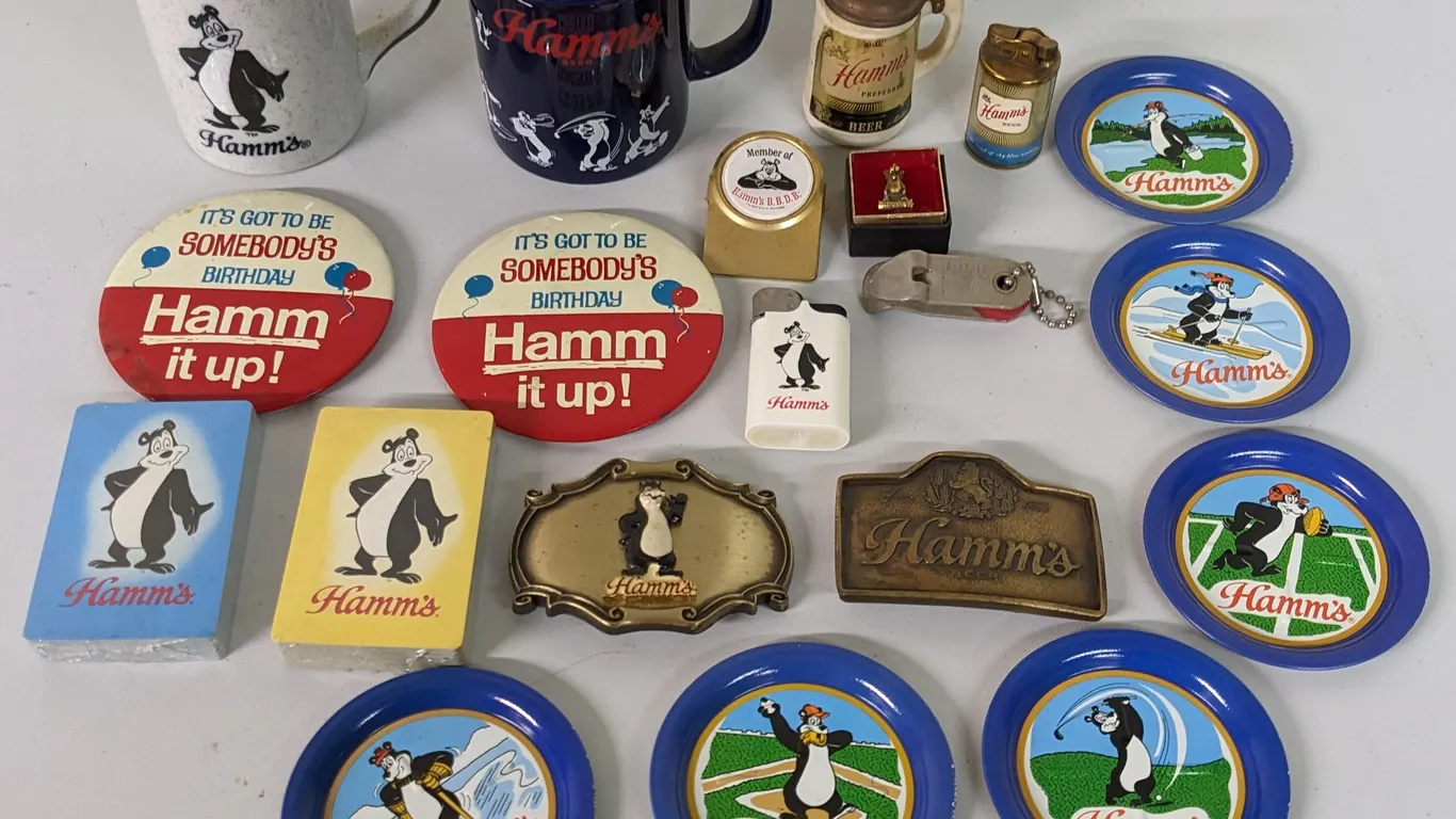 ASSORTED HAMMS BEER ADVERTISING ITEMS