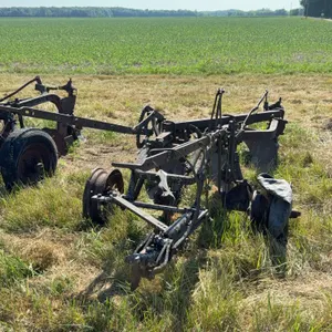 International Harvester 3 Bottom Moldboard Plow - Pull Type