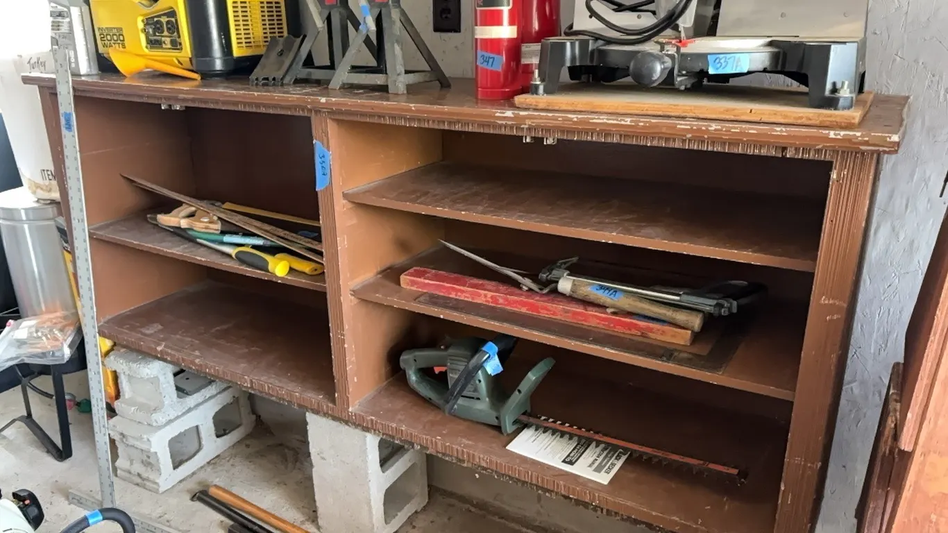 6’x31” BROWN CUPBOARD CONTENTS NOT INCLUDED