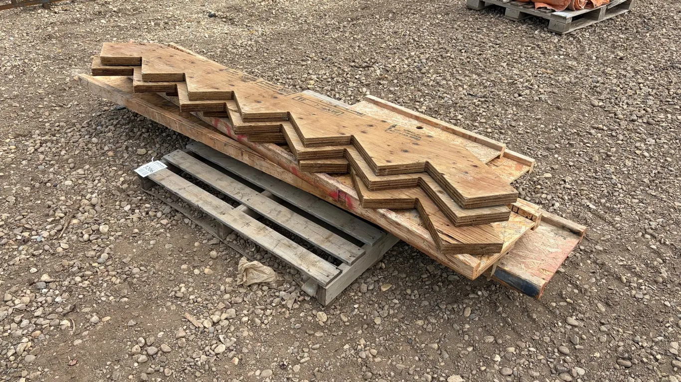 (3) Stair Stringers
