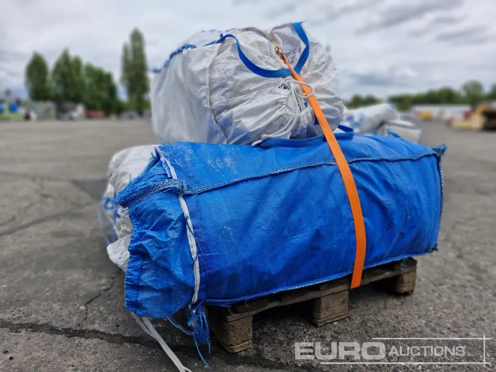 Heavy Duty Storgae Bags/Sandbags, 40cm x 40cm x 90cm (approx 40 of)