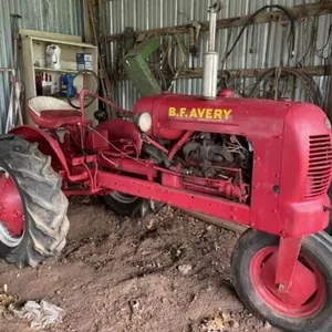 BF Avery Tricycle Tractor w/Single Front Wheel