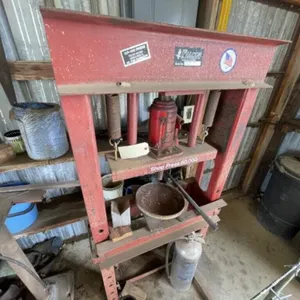 Falcon 60k lb Shop Press