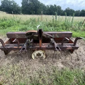 7ft 3-Point Box Blade w/Ripper Teeth