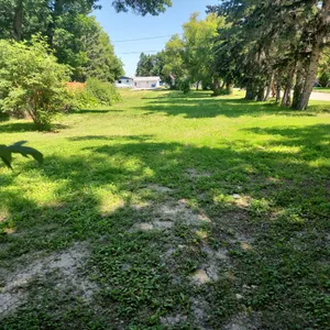 200 Carment Avenue