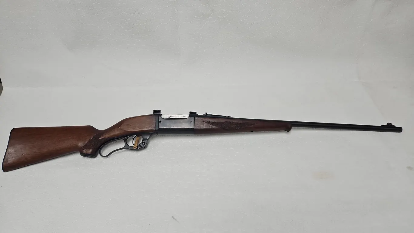 .250-3000 SAVAGE LEVER ACTION RIFLE