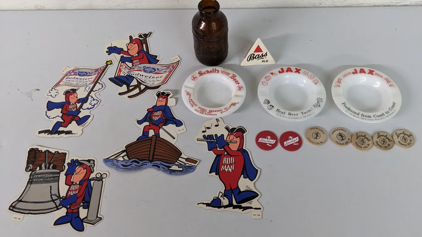 ASSORTED BREWERY ADVERTISING SCHELLS JAX BUD MAN BUDWEISER LEINENKUGELS BASS