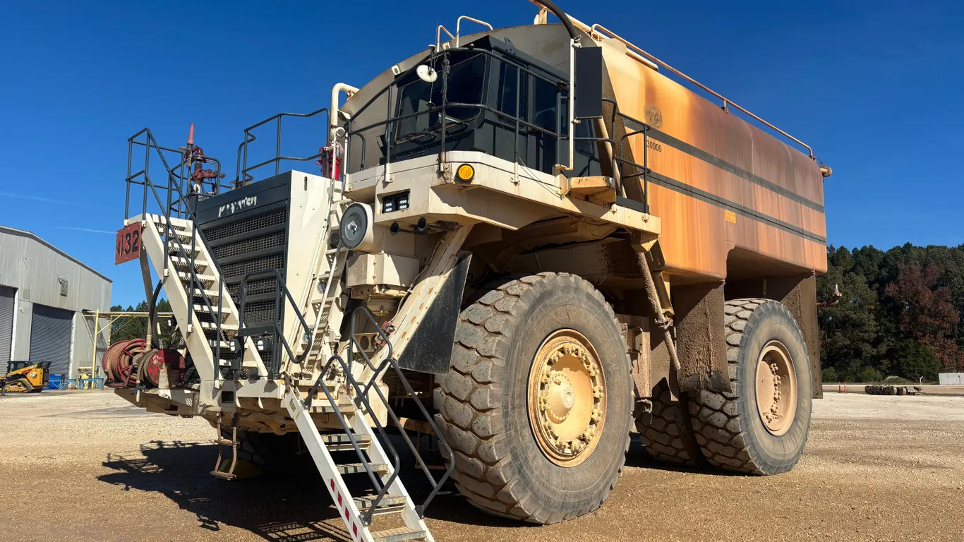 2007 KOMATSU HD1500-7 30000 RIGID FRAME WATER TRUCK SN: KMTHD036N61A30005